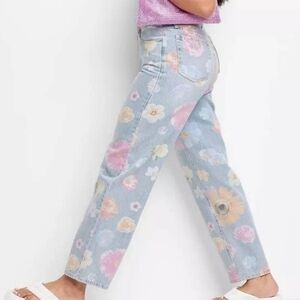 Wild Fake Floral Print Light Blue Jeans